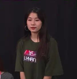 Cô ca sĩ chỉ muốn làm ca sĩ 🖤 #lyhan #EmxinhLyHan #emxinhsayhi #emxinh #exsh 
