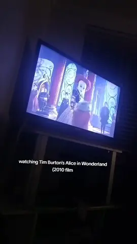 #aliceinwonderland #aliceinwonderland2010 #TimBurton 🐾☕🎩