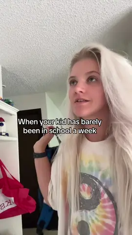 My kids have been in school for a little over a week and we have yet to get sick! Knocks on wood lol  my girls go back to preschool next week, so I’m preparing for the storm to roll in 😆 #m#momtokm#momtoksm#motherhoodp#parentingp#parenthoodb#backtoschool