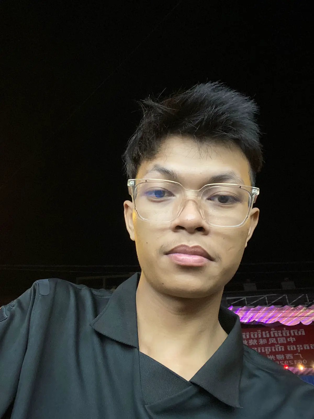 បើគេមិនអោយតម្លៃយើង ក៏កុំនៅកន្លែងនោះយូរពេក..