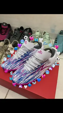 reborn🤩 #fyp #specs #lightspeedreborn #magnifico #futsal 