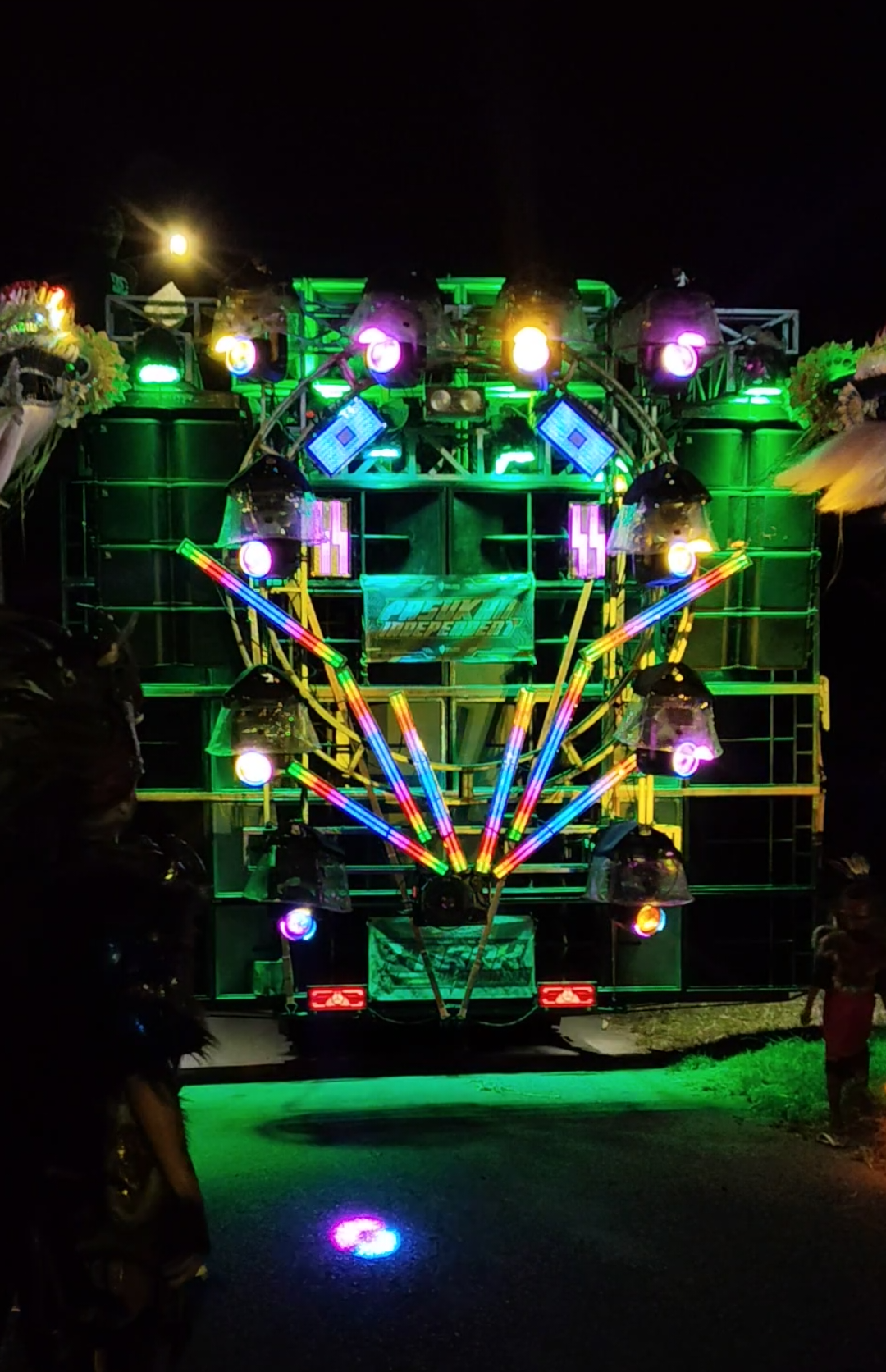 si cantik audio karnaval senggreng sumberpucung     #karnavalsoundsystem #karnavalhoreg #pemburuhoreg 