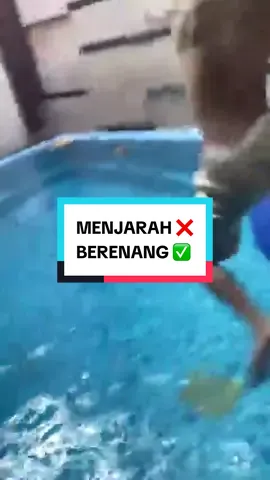 Berakit-rakit ke hulu berennag-renang ke rumah sahroni #demo #dpr #rumahsahroni #ahmadsahroni #jarah