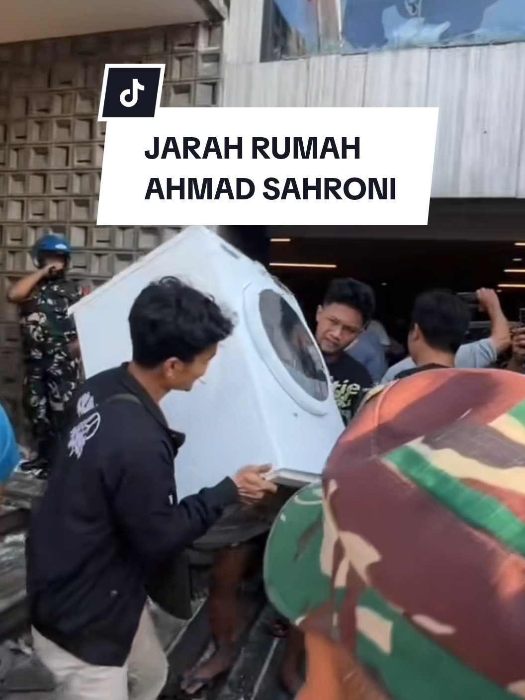 iiiiiii ini parah ini 🤣 #ahmadsahroni #dpr #dprri 