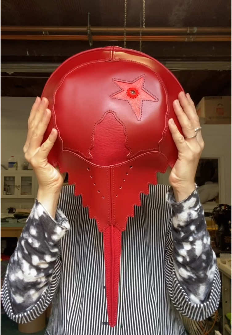 Red custom horseshoe :) ❤️ #horseshoecrabs #sublimeremains #sublime #avgrannan #chicagoartist #leathercraft #studiofit #designer #chicagodesigner #customhorseshoe #hat #millinery #hatmaking #hattiktok #red #wearableart #upcycledfashion #eye #star #starart #comingtonyc 