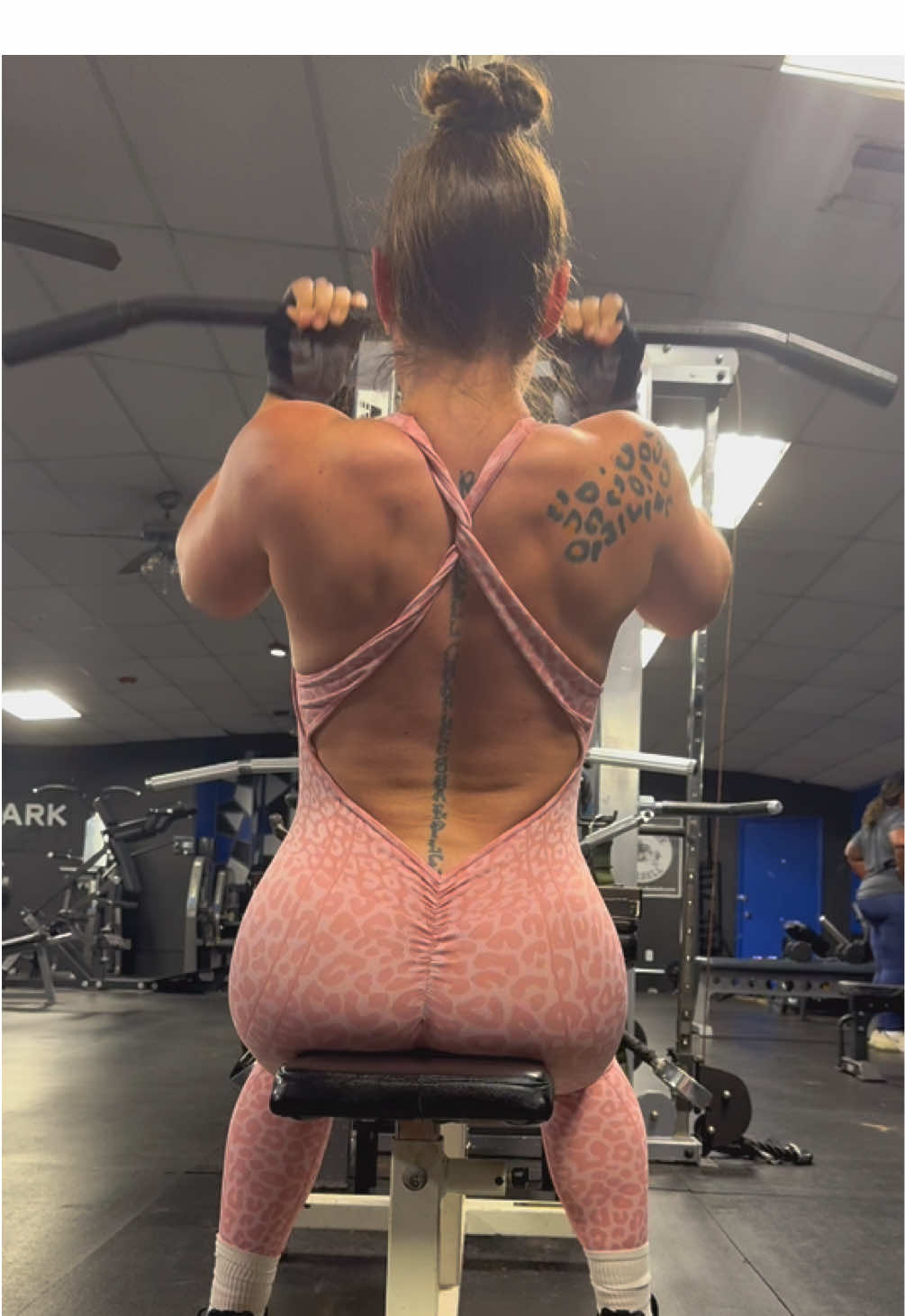 Let’s get it 🩷🩷 #foryou #Fypシ #gym #gymgirls #fypシ゚viral 