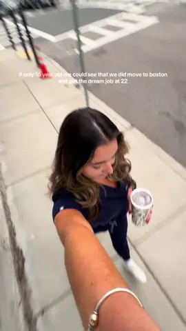 #boston #bostontiktok #southie #youngerme #dreamjob 