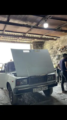 77cr747 