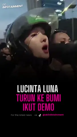 Mother of Baling-baling Bambu atau yang biasa dikenal dengan Lucinta Luna, ikut demo DPR di Jakarta hari ini 30/08/2025 Sumber: sssakki_ #lucintaluna #dpr #demodpr #prabowo #ekiinfotainment 