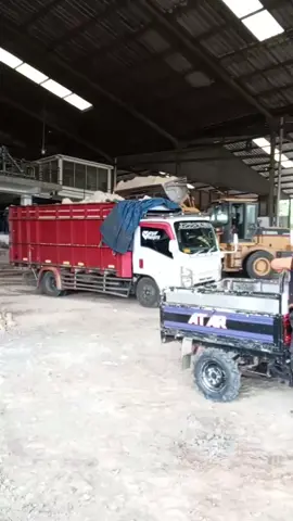 alhamdulillah proses pengiriman pakan ternak ke TANGERANG lagi, monggo yg minat ampas singkongnya, kasih pertanyaan, 085691888823 ampassingkong.pakanternak .sapiviral peternak .sapi .sapijumbo .kambing .kambingetawa .domba peternakmuda peternaksapiindonesia peternakmudaindonesia .pakanalternatif limousine .simental .crosboer .wedus #dpr #peternak #ternak #peternakmudaindonesia #peternakmuda 