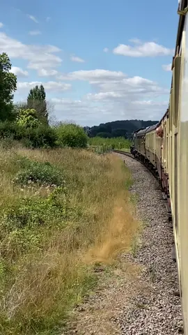 #heritagerailway #gloucestershirewarwickshiresteamrailway #linesidefire 
