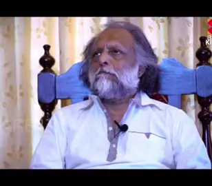 ഇഷ്ടം ♥️🥰 കൈതപ്രം  പൂ വട്ടക തട്ടിച്ചിന്നി പൂമലയിൽ പുതുമഴ ചിന്നി  പൂക്കൈതക്കയ്യും വീശി ആ മലയീമല പൂമല കേറി  അങ്ങേക്കണ്ടത്തെ തൃത്താപ്പെണ്ണിനൊരുമ്മകൊടുത്തു താന്തോന്നിക്കാറ്റ് ...♥️♥️