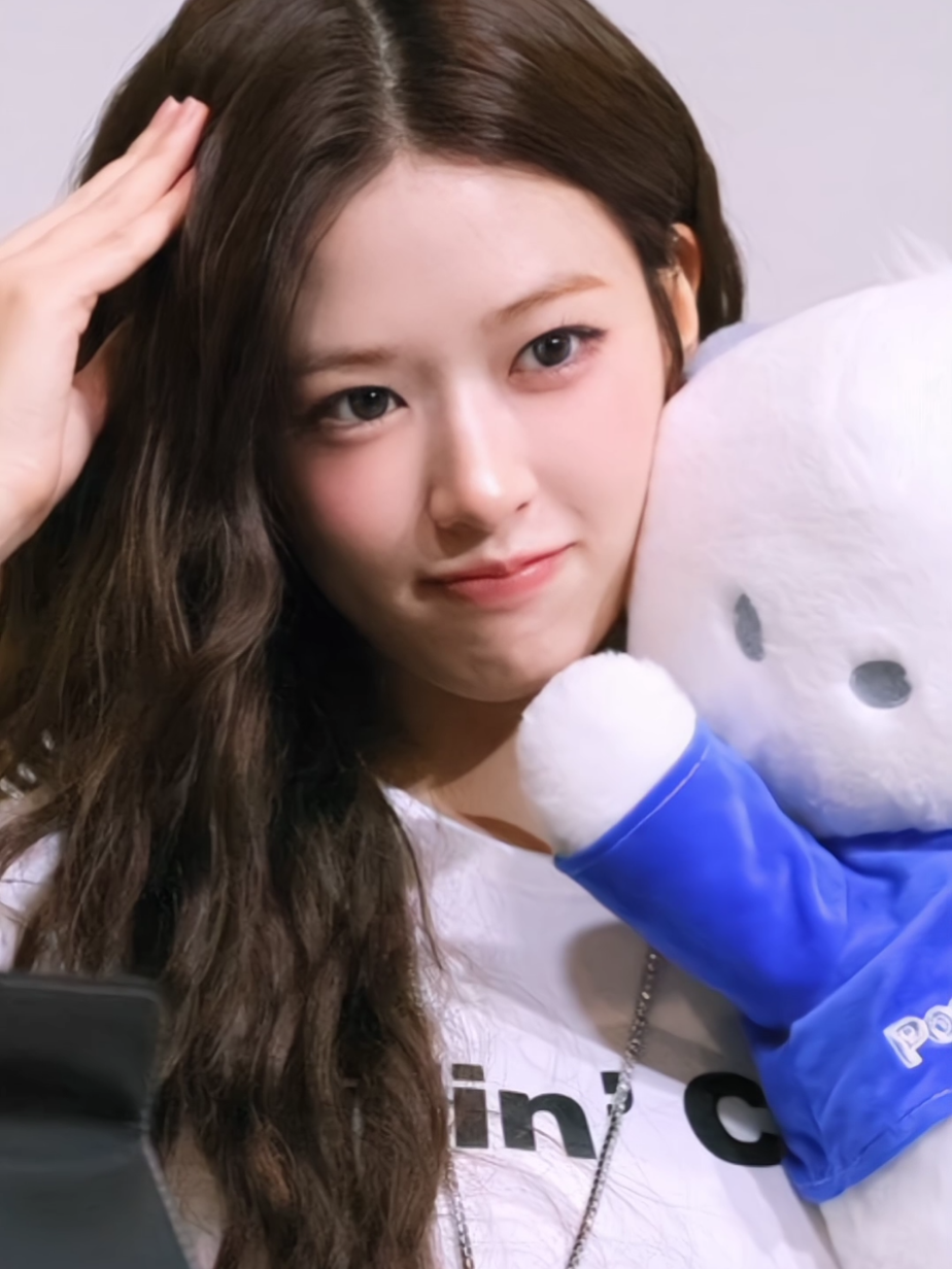 250829 #anyujin #yujin #ive 