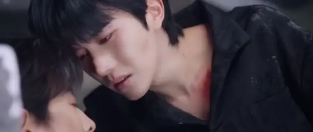 Aaaa so sad:(#abodesireeps10 #ABO设定剧 #huangxing #huangxing #qiudingjie 
