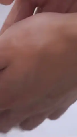 matanya berkaca kaca dan jadi orang kek ketakutan kalau di deketin wenlang, sebesar itu trauma dia😭tapi mulut si wenlang masih nyerocos terus😣#ABO #abodesire #desiretheseries 