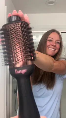 Want the perfect blowout! L’ange sale is 🔥! #LangeHair #BlowoutAtHome #LongHair #tiktokshoplabordaysale #BlowoutBrush 