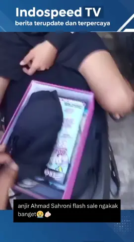 Nama Ahmad Di rumah ada kaligrafi Di rumah yang sama ada kaset pekob sama wiski premium. #foryou #treding #viralvideo #lewatbranda #ahmadsahroni #sahroni #uyakuya #demo #dpr #jakarta #poldametrojaya 