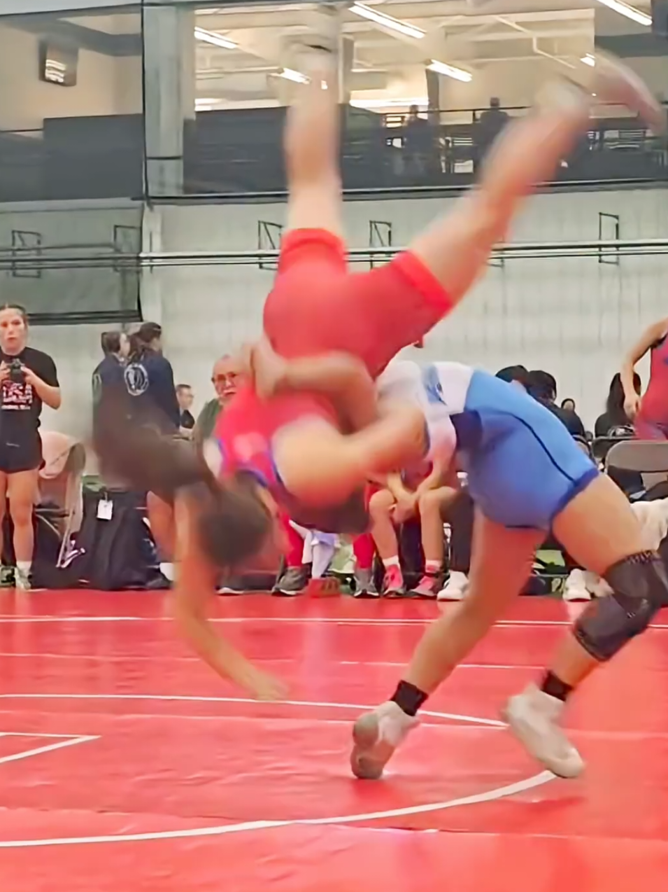 Challenging wrestling game 👧girl vs girl 👩fighting Kushti#fyp  #combatsport #mma#viral 