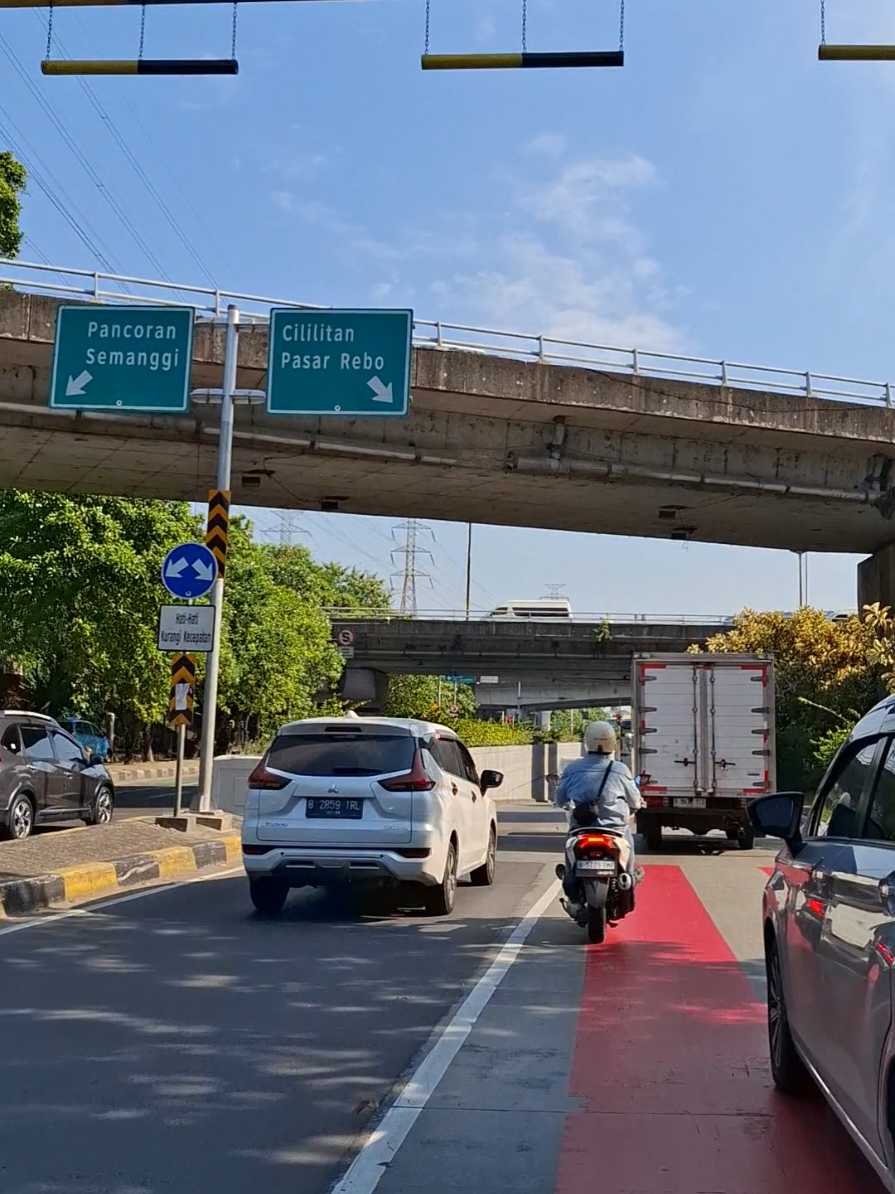 lanjutkan perjuangan.. utamakan keselamatan kita smua.  jaga negeri kita tercinta. #indonesia🇮🇩 #jakarta #indonesia🇮🇩 