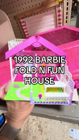 1992 Barbie Fold n Fun House! 💖🤩 #thriftstorefinds #barbie #nostalgia 