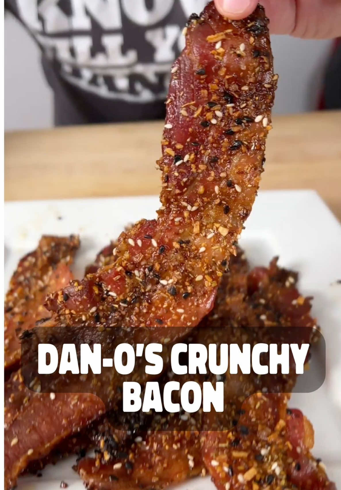 Celebrate International Bacon Day the perfect way with this Dan-O’s Crunchy Bacon! Have you ever tried this? 👀🥓🔥 #bacon #danosseasoning #breakfast #Foodie #EasyRecipe 