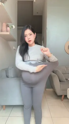 Kenapa lebih suka pake legging timbang dress #legginghamil #leggingbumil #leggingnyaman 