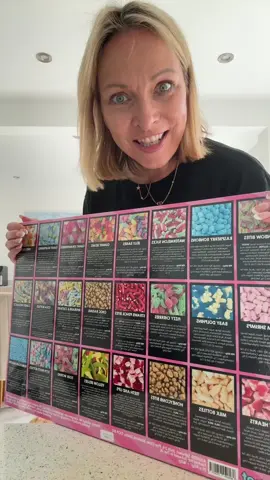 Popular sweet advent calendar’s from @SoSweet #tiktokmademebuyit #sweets #calendar #adventcalendar #sweet 