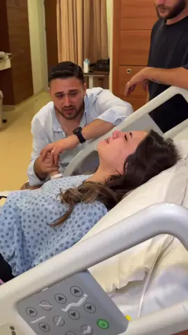 15 saat süren doğum sancısından sonra Serpil doğumuma girdi dualarınızı bekliyoruz🙏🥹