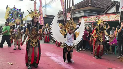 karnaval Wonokerto bantur #berandatiktok #malang24jam #karnaval2025 #berandatiktokterbaru #foryoupagе #fyp #fypシ゚ #fypシ゚viral #fypage #masukberandafyp #foryou #soundsystemjawatimur #karnavalwonokerto2025 #soundkarnavalindonesia #soundsystemmalang #karnavalsoundsystem 