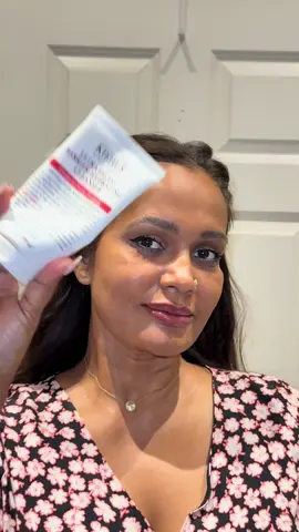#AD | My simple but powerful night routine. Step 1: Melt away the day with @Kiehlsuki Ultra Facial Cleanser – fresh, soft, clean skin  Step 2: Glow up with @Lancôme Rénergie C.R.x. Triple Serum Retinol Retinol + Vitamin C + Hyaluronic Acid = smoother, brighter, plumper skin  Step 3: Lock it in with  @Soloskinlondon Eye Serum Oil for that fresh, well-rested look  Because glowing skin always starts with the right cleanse #kiehlsampmhero #kiehlsultrafacialcleanser #kiehls #skincare  