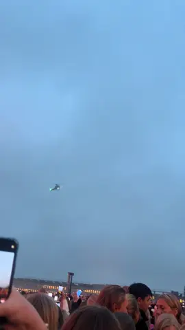hov1s entre till Gärdet va nått annat #helikopter #hovah 