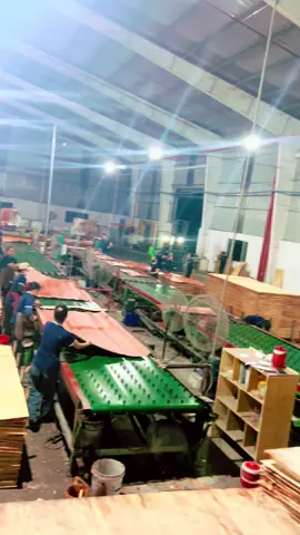 Tháng này công nhân 26tr quá là cao luôn mọi người ơi 