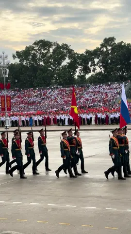Khối sĩ quan, học viên Quân sự Cộng hòa Liên bang Nga tại lễ tổng duyệt A80. #quockhanh #duyetbinh #a80 #vietnam #russia 