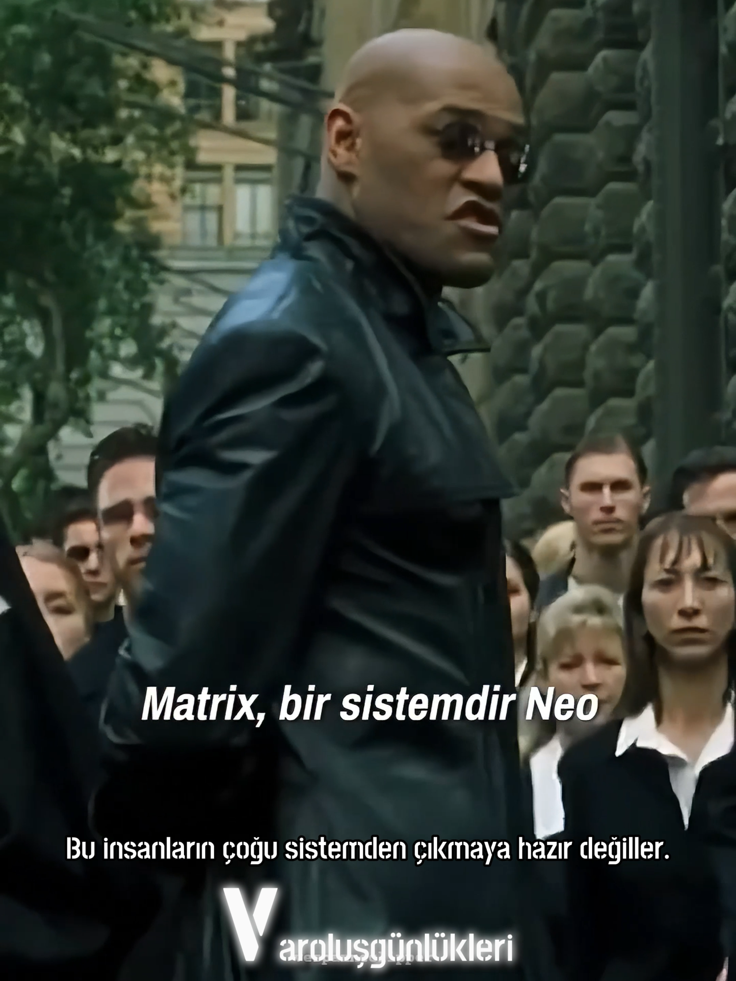 Bu insanların çoğu sistemden çıkmaya hazır değiller. #keşfet #seniniçin #fyp #kişiselgelişim #motivasyon #felsefe #farkındalık #psikoloji #matrix #sinema #morpheus #neo