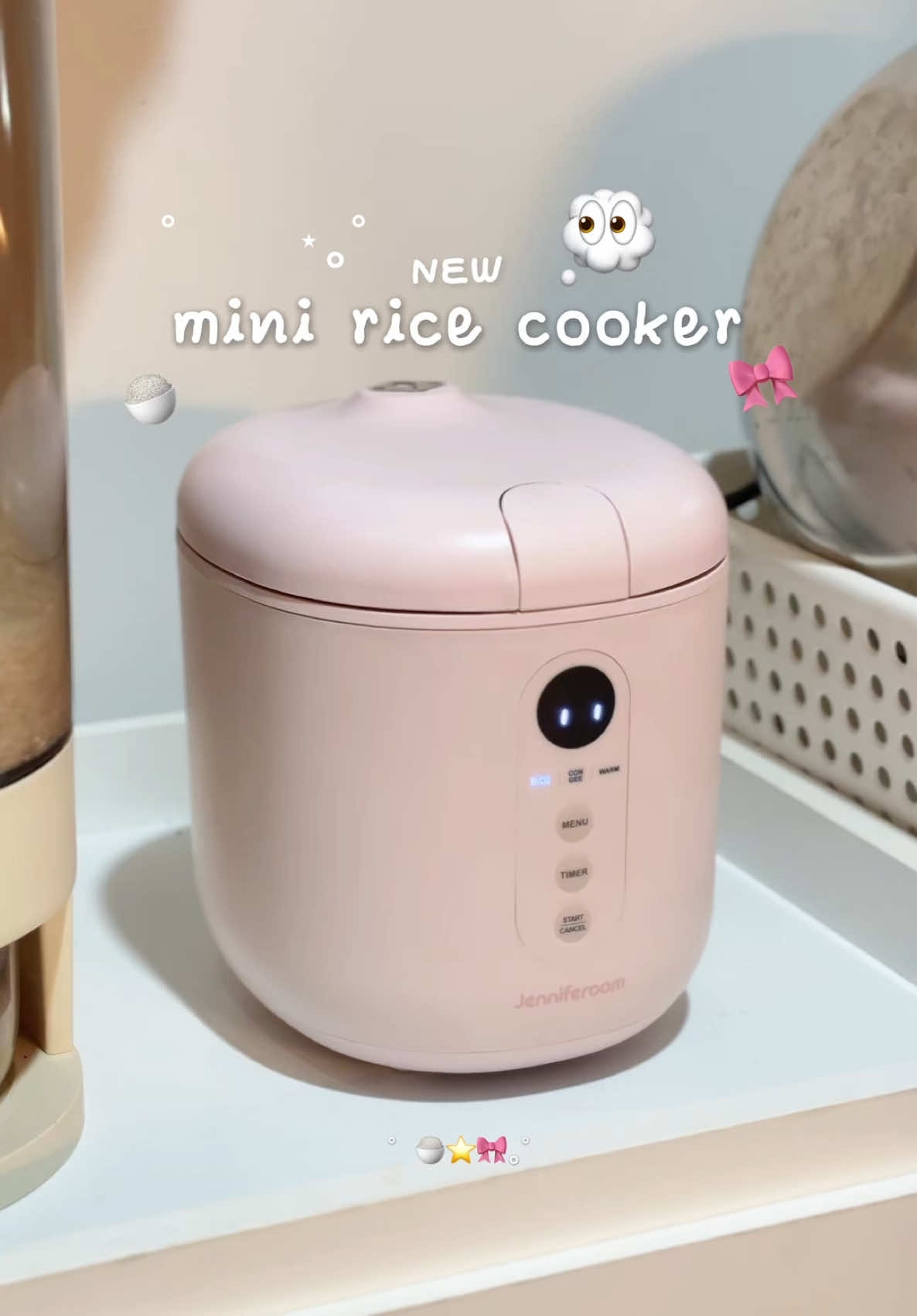 หม้อหุงข้าวใหม่สีชมพูน่ารักสุดๆ ชอบที่เล็กกำลังดี เพราะปกติข้าวเหลือติดก้นหม้อตลอด อันนี้เหมาะหุงแบบวันต่อวันดีนะ 🍚👀✨🎀⭐️ @JenniferRoom  📍พิกัดที่ตะกร้าหน้าช่องเลยนะค้าบ  #หม้อหุงข้าว #jenniferroom #ricecooker #Vlog #เข้าครัวtiktok 
