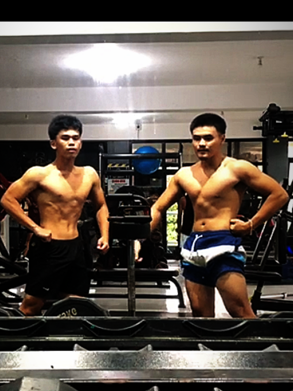 we ain't g4y btw 💀 #errxlvibesofficial #powerlifting #makeitviral  #gym #GymTok @lncwangg 