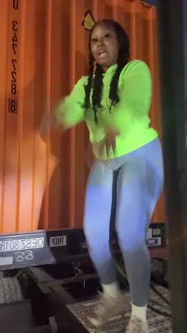 I like this little dance 😂😂😂 #kimansheean #fyp 