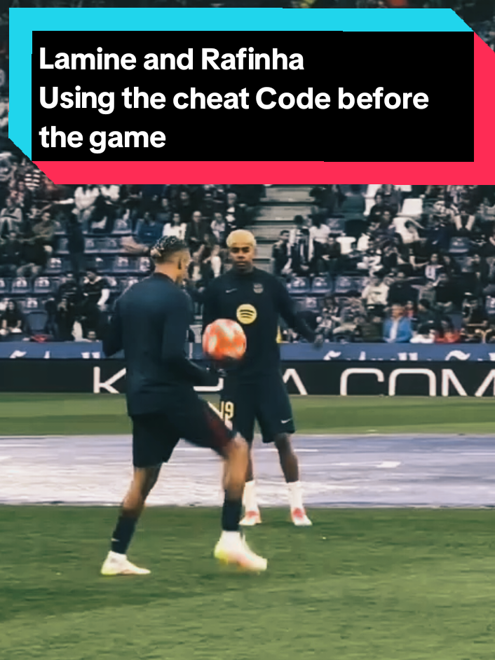 Lamine and Rafinha are using the cheat Code before the game see the recap and highlights, kinda weird 😅 #fcbarcelona #lamineyamal💎 #lamineyamal #rafinha #footballskills 