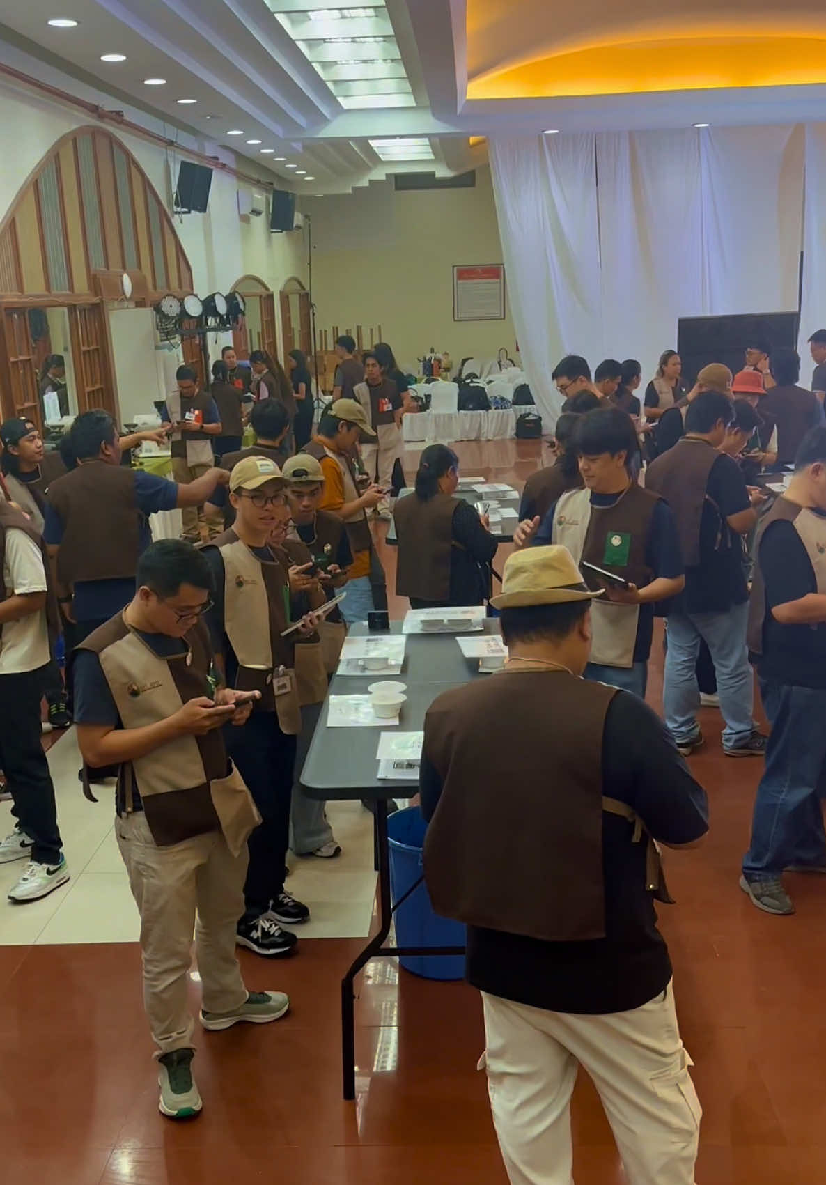 Milestone for Philippine coffee 💯 Mt. Apo now has its own flavor map, guided by Q Graders and cuppers from across the country and abroad!  Led by @specialtycoffeedepotph and @FilipinoCoffeeInstitute 🌱☕ #davaocoffeeexperience #davao #fyp #foryoupage #xyzbca 
