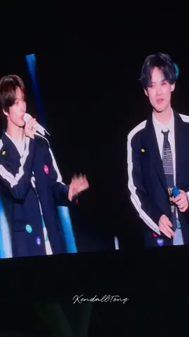 semua orang tua tua dreamies datang ke konser tds4 di hongkong kecuali orang tua renjun. chenle ngucapin terima kasih kepada semua orang tua, dan bilang ke para fans kalo mereka harus berbakti kepada orang tua mereka sendiri🥺 #nctdream 