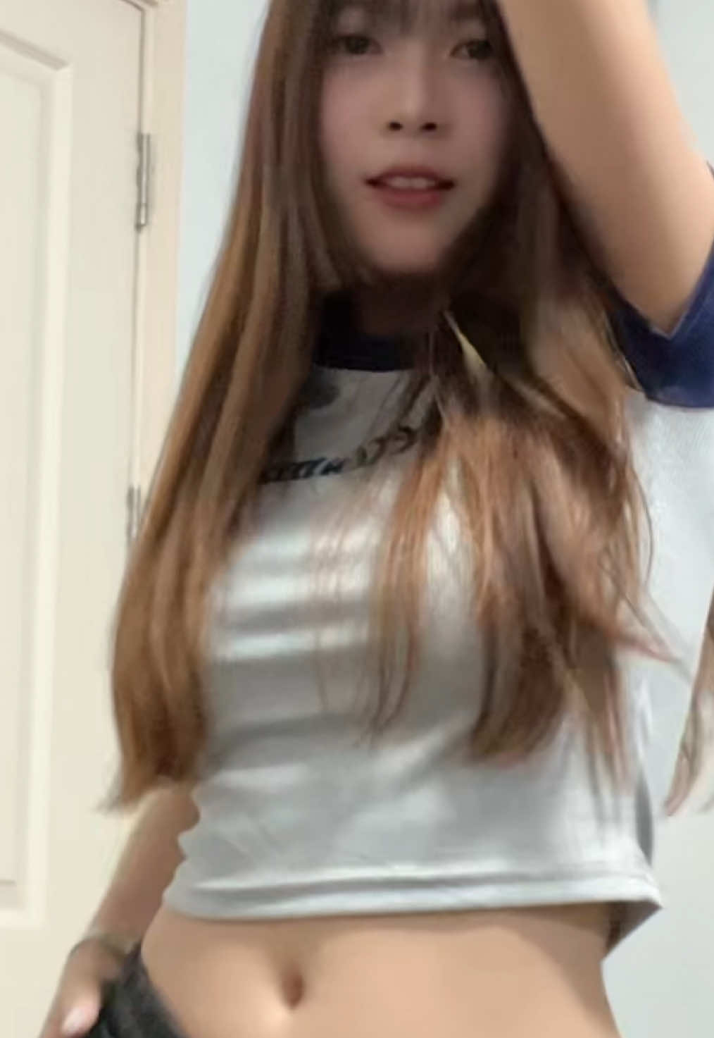 ห้ามขยับจับนะ 😆 #tiktok #tiktok #dance #perses_ห้ามขยับจับนะ 
