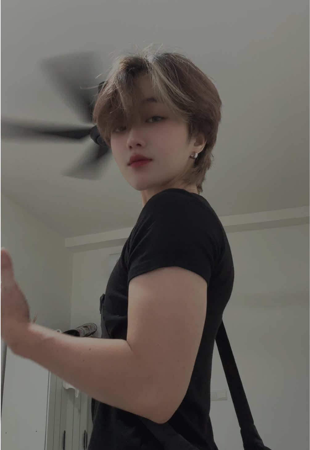 Should i cut or change the colour? #hairstyle 