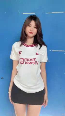 ဘာလေးပါလိမ့်🤩