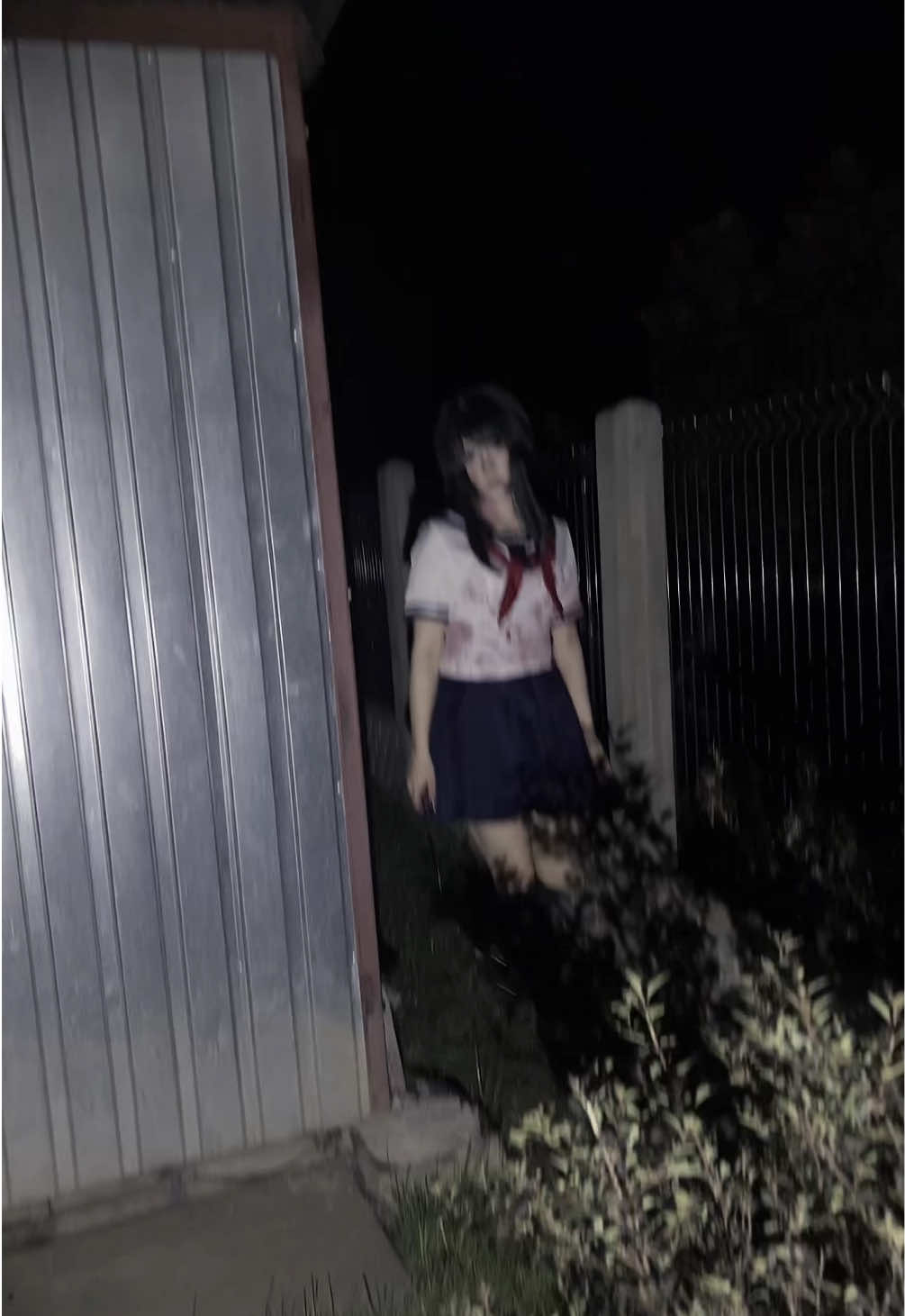 FAKE KNIFE FAKE BLOOD  #yanderesimulator #yanderesimulatorcosplay #ayanoaishi #cosplay #ayanoaishicosplay 