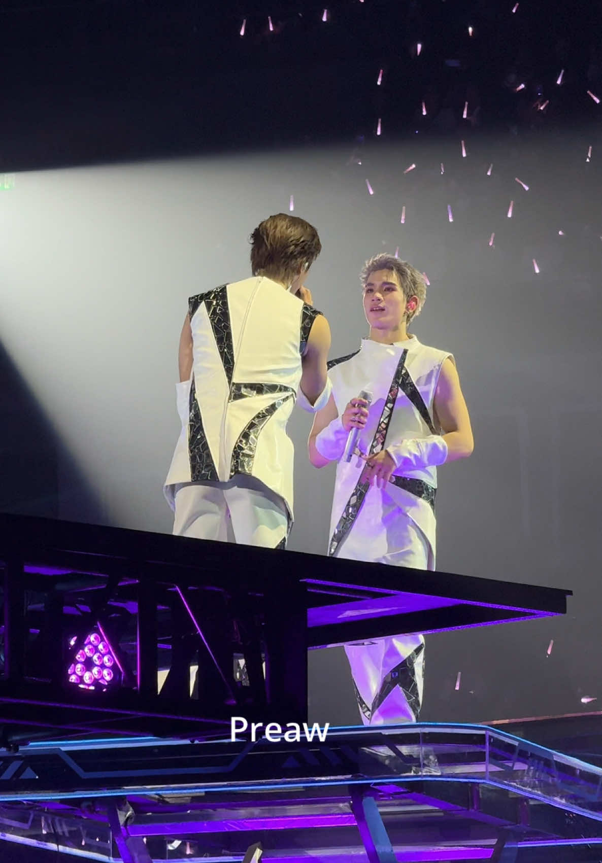 D1 Is This Love? ❤️  #GFAWAKEConcertD1 #Gemini_NT #Fourthnattawat @Gemini_nt @Fourth 
