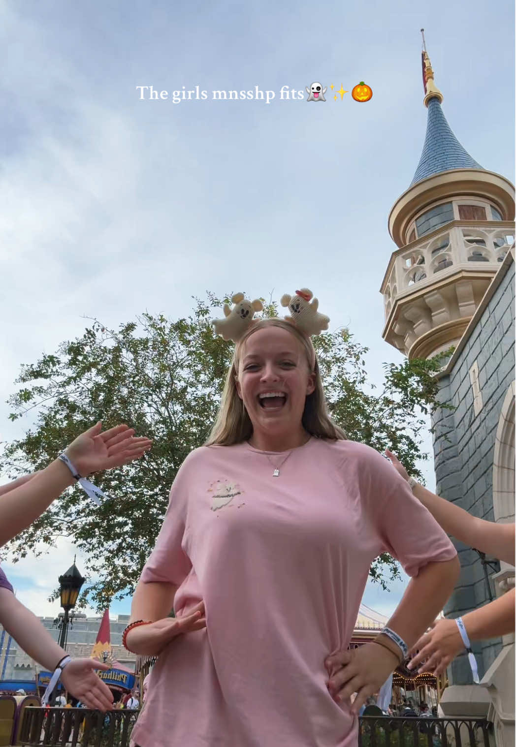 our cutesy fits🎃✨🩷 #mnsshp #mickeysnotsoscaryhalloweenparty #halloweenatdisney #bootoyou #fyp 