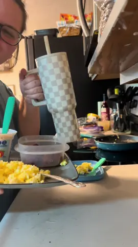 Just your friendly reminder: drink that water bish!!!! Hydrate, hydrate, hydrate!!!  Happy fricken Saturday and Happy holiday weekend!!!!❤️❤️ #makebreakfastwithme #MomsofTikTok #momlife #pcossupport #pcosawareness 