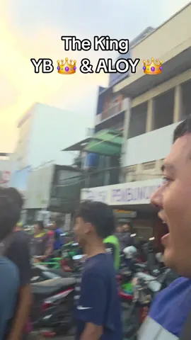 gak espek malah bisa ketemu di Flyover senen King @mister.aloy &  @YB 