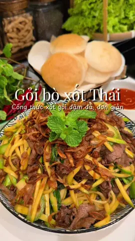 Không cần ra quán, vì ở nhà cũng làm được gỏi bò xốt Thái chuẩn vị nè mn ơi☺️ #vivinauan #vanmonngonbungvi #thomcaybungvi 