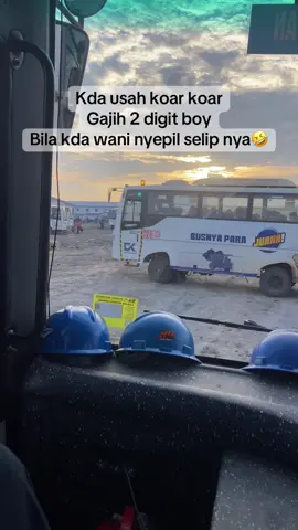 Info loker nah🤣😂 #haulingkalimantan #viralkalimantanselatan #haulingbatubarakalimantan #fyp 